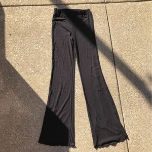 Stretchy flair pants